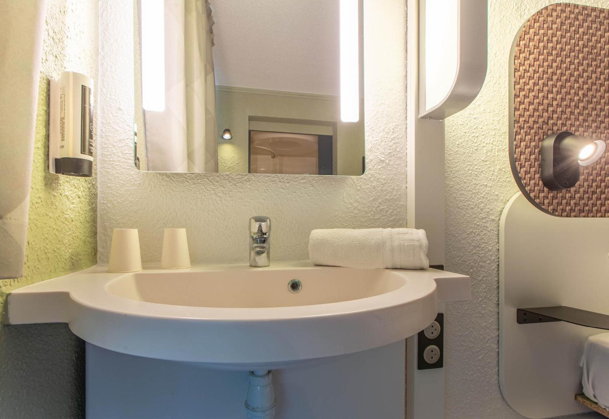 B&B Hotel Chateauroux A20 L'Occitane Deols Exterior photo